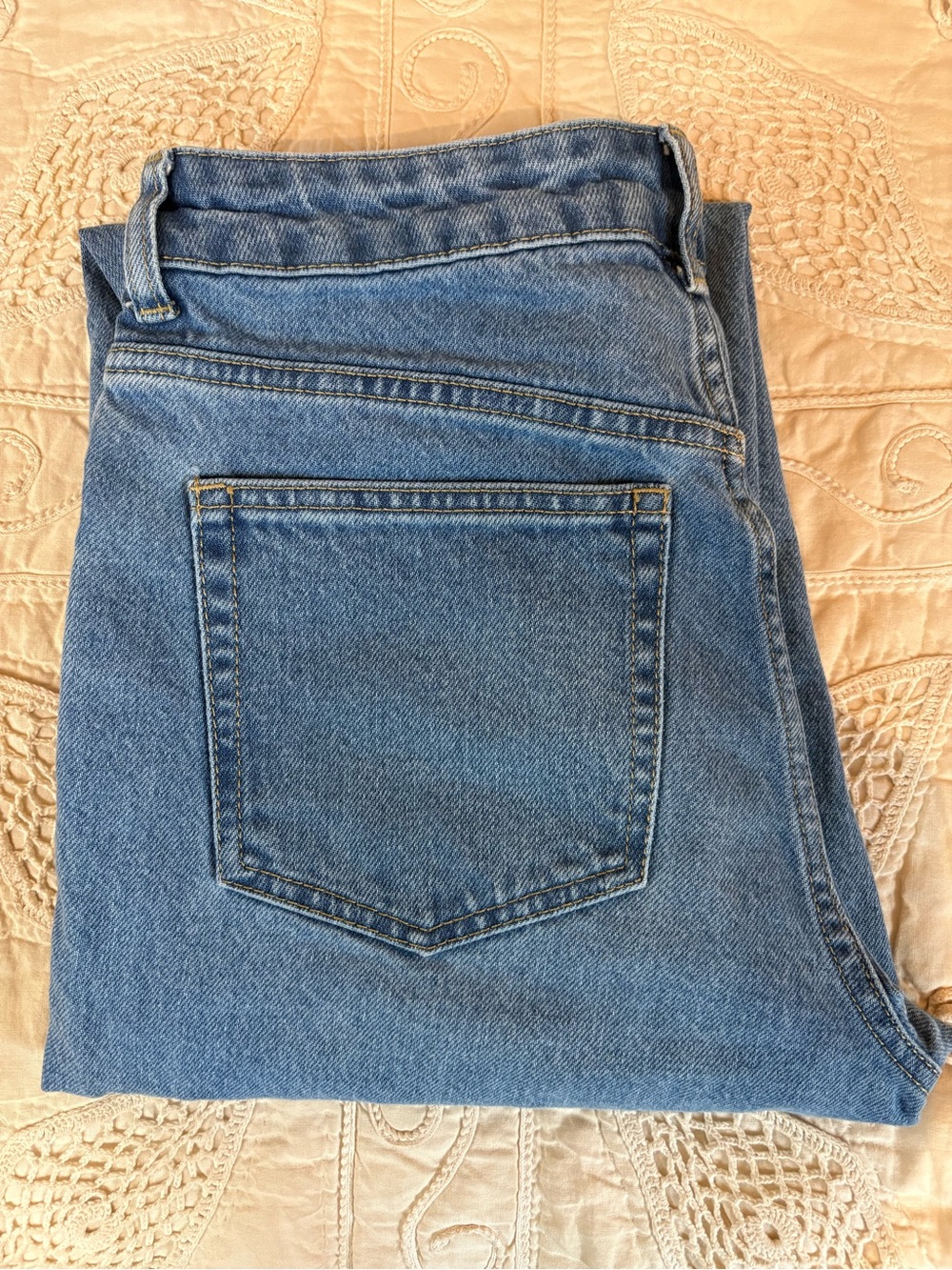 H&M Classic Denim Jeans - Casual Straight Fit